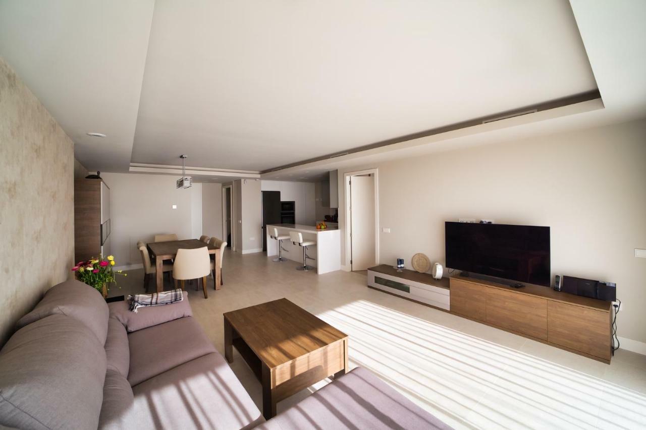 Calle Pleyades, Azahar De Apartment